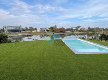 Casa · 170m² · 5 Ambientes · 2 Cocheras · Casa en Venta en San Sebastian - Area 1, San Sebastian, Escobar