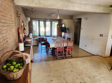 Casa · 160m² · 4 Ambientes · 3 Cocheras · Casa 4 Ambientes en Venta Chapadmalal con Pileta
