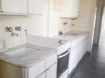 Departamento · 106m² · 5 Ambientes · Ubicadisimo! Dpto 3 Dormit Al Frente con Balcon! Paseo del Siglo!