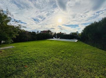 Casa · 150m² · 4 Ambientes · 4 Cocheras · Barrio Los Talas | Venta | Linda Casa de 4 Ambientes con Excelente Vista - Apto Crédito