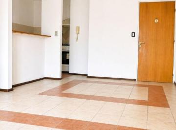 Departamento de 4 ambientes, Córdoba · Alquila 2 Dorm. Cochera Nva Cordoba