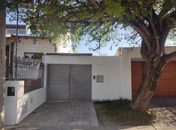 Foto · ¡Esta Propiedad Es Una Verdadera Joya de La Arquitectura Moderna y Funcional! en Pleno Barrio Parque