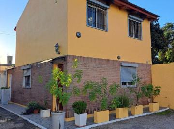 Casa de 8 ambientes, Córdoba · San Francisco, Casa en Complejo, Cochera, 3 Dormitorio + Excritorio. Excelente!