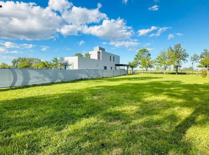 Terreno · 1000m²