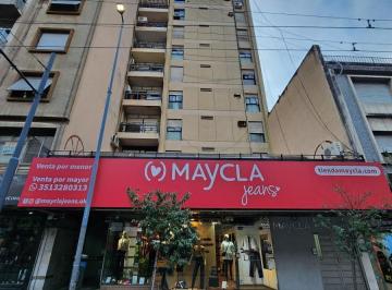 Departamento · 76m² · 7 Ambientes · 2 Dorm. con Balcón / Centro - Muy Buena Ubicación