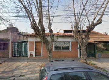 Terreno · 284m² · Terreno de 280 m² Apto Duplex o Triplex en Venta. Olivos