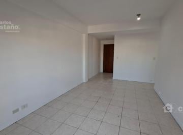Departamento · 65m² · 2 Ambientes · 1 Cochera · 3 Ambientes Al Frente Vista Panorámica. 2 Baños. Mucha Luz. Cochera.