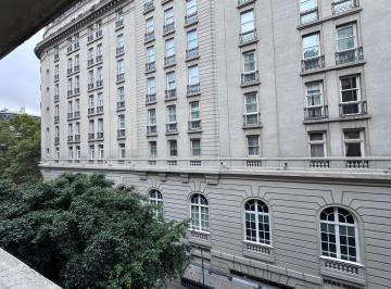 Departamento de 1 ambiente, Recoleta · Antiguo! Al Frente a m de Av Alvear!