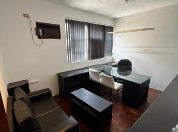 Oficina comercial · 45m² · 3 Ambientes · Oficina Amoblada en Venta Frente Al Palacio de Justicia