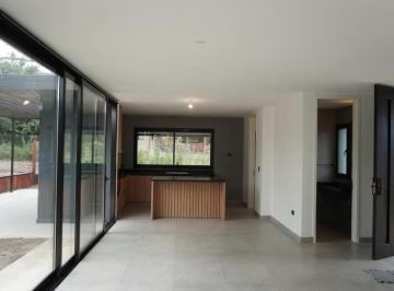 Casa · 205m² · 2 Ambientes · Propiedad en Venta - Villa Allende Golf