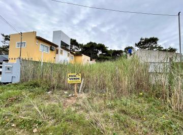 Terreno · 400m² · Hermoso Lote de Terreno - a 2 y 1/2 Cuadras del Mar