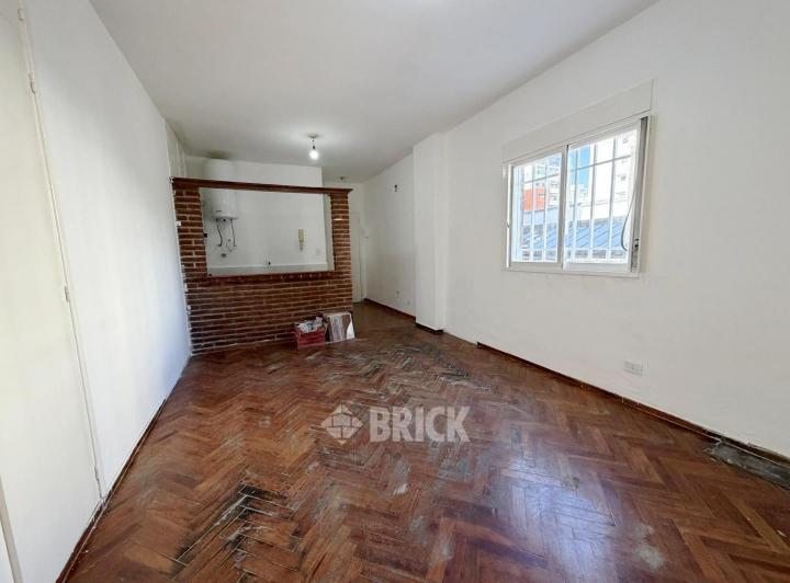 Azcuenaga y Av Corrientes - 39 m&sup2; Impecable Todo Sol Apto Profesional