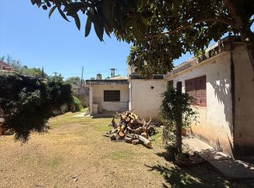 Casa · 150m² · 3 Ambientes · 1 Cochera · Villa Allende Condor Bajo Casa en Venta
