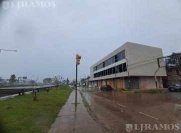 Edificio · 670m² · Edificio Comercial en Belen de Escobar