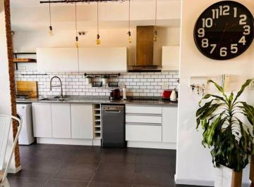 Departamento de 4 ambientes, Ciudad de Mendoza · Departamento Venta Quinta Sección Dos Dorm Dos Baños Cochera Ascensor