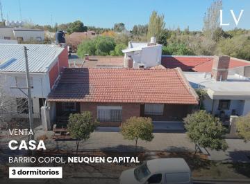 Casa · 273m² · 6 Ambientes · 1 Cochera · Casa en Venta en B° Copol