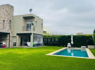 Foto1 · Venta Casa Haras Santa María Escobar, con Parrillero, Jardín y Pileta