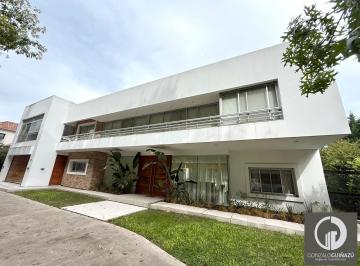 Casa · 2145m² · 5 Dormitorios · 2 Cocheras · Casa en Venta de 5 Dorm. en Los Alamos Country Club de Campo