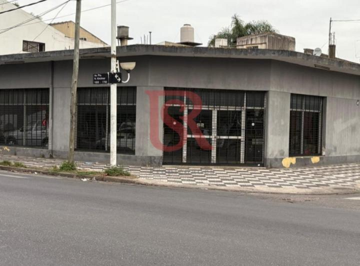 Local comercial · 280m² · 8 Cocheras