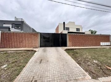 Casa · 94m² · 6 Ambientes · 2 Cocheras · Duplex 2 Dorm Cuesta Colorada en Housing Recibo Terreno