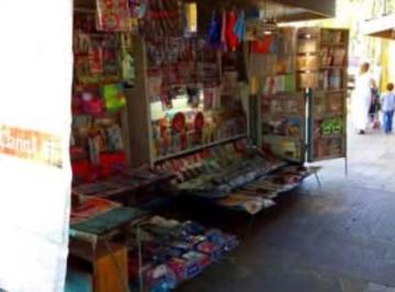 Fondo de comercio de 1 ambiente, Merlo · Se Vende Puesto de Diario. Transformalo a Tu Gustoinfoprecio a Convenir