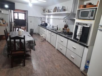 Casa de 4 ambientes, Córdoba · Casa con Deposito