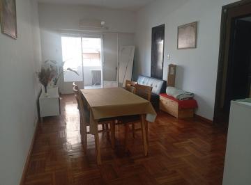 Departamento de 3 ambientes, Centro / Microcentro · Hermoso 3 Ambientes Al Frente con Balcon, Todo a Nuevo!
