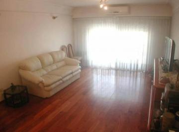Departamento · 113m² · 4 Ambientes · Departamento en Venta - 3 Dorm. 3 Baños - Barracas