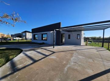 1.jpeg · Venta Casa 5 Ambientes, San Sebastián, Área 9, Apto Credito