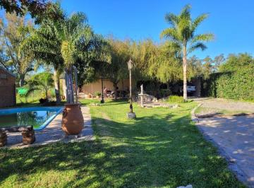 Casa · 95m² · 3 Ambientes · 1 Cochera · Casa en Venta, Pileta, Oliveros