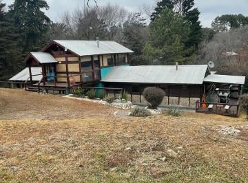 Casa · 200m² · 6 Ambientes · 4 Cocheras · Venta Complejo Decabañas en Yacanto de Calamuchita