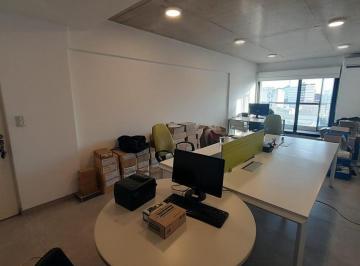 Oficina comercial · 37m² · 1 Ambiente · Oficina en Venta - Cocina - Baño - 40 m² - Parque Patricios