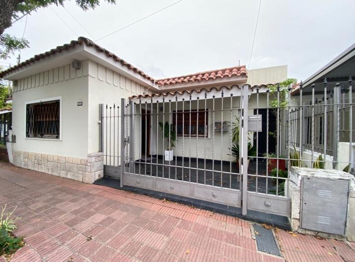 Casa · 115m² · 5 Ambientes · 1 Cochera