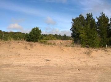 Terreno · 901m² · Lote Costa Esmeralda - Barrio Ecuestre