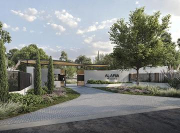Casa · 200m² · 3 Ambientes · 2 Cocheras · ¡Venta! Casas en Housing Alaria