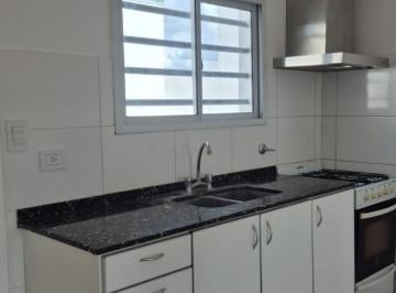 Departamento · 76m² · 3 Ambientes · 1 Cochera · Departamento en Alquiler La Plata