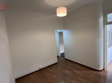 Departamento de 2 ambientes, Balvanera · Oportunidad en Balvanera: Moreno 2081, Excelente Ubicación