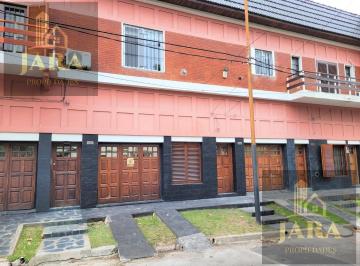 Departamento · 75m² · 3 Ambientes · 1 Cochera · Venta PH 3 Ambientes en Bernal Este