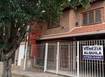 Casa de 4 ambientes, Vicente López · Duplex 4 Ambientes en Alquiler en Carapachay