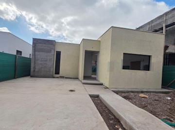 Casa de 5 ambientes, Godoy Cruz · Casa a Estrenar Barrio Lar de Terrada
