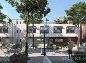Casa · 186m² · 3 Dormitorios · 2 Cocheras · Town House en Venta en Pueblo Buenavista, San Fernando