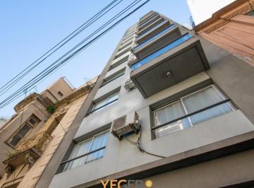 Local comercial · 100m² · 4 Ambientes · Local Sobre Av Cordoba Apto Todo Rubro Sin Tiraje