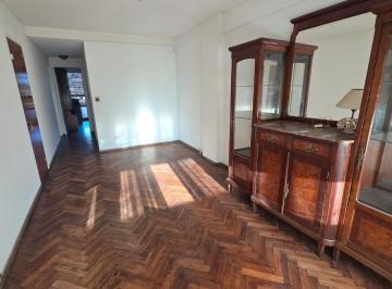 Departamento · 61m² · 4 Ambientes · 1 Cochera · Departamento en Venta