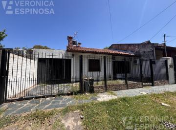 Casa · 119m² · 3 Ambientes · 2 Cocheras · Casa Tres Ambientes Parque - Villa Tesei