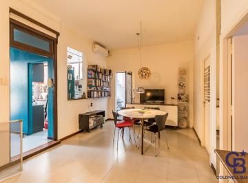 PH · 88m² · 4 Ambientes · Venta PH 4 Amb. con Patio en Piso 1. La Paternal