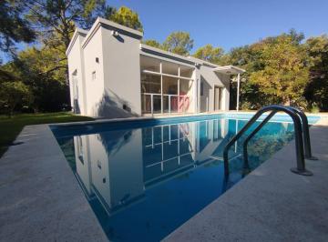 Casa · 150m² · 3 Dormitorios · 2 Cocheras · C. C. Los Cardales Casa Nueva 3 Dorm 1 Lote Pileta Alquiler Anual Pago Adelantado!!!