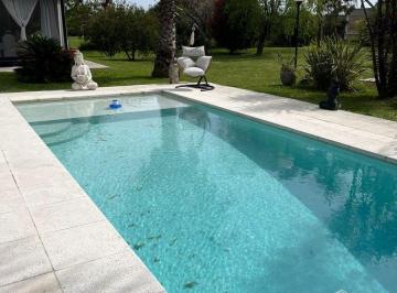 Quinta vacacional de 3 ambientes, Florencio Varela · Oportunidad Venta de Espectacular Casa Quinta Nuevos Ombues Varela