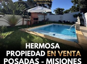 Casa · 48m² · 3 Ambientes · 2 Cocheras · Casa en Venta
