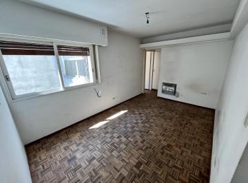 Departamento · 41m² · 2 Ambientes · 1 Cochera · Vendo Dpto 2 Ambientes Zona Flores con Cochera