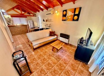 Casa de 4 ambientes, Monte Hermoso · Casa 2d 1b + Dpto 1d. 1b. Patio Verde. Gge